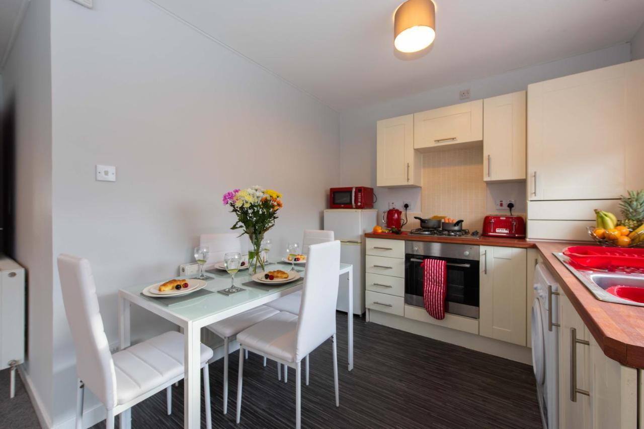Premier - Wishaw En-Suite Apartment Экстерьер фото
